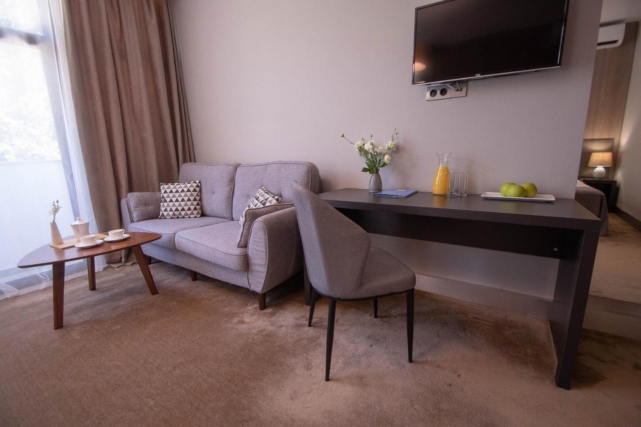 Abaash Hotel Afon New Athos Exteriör bild